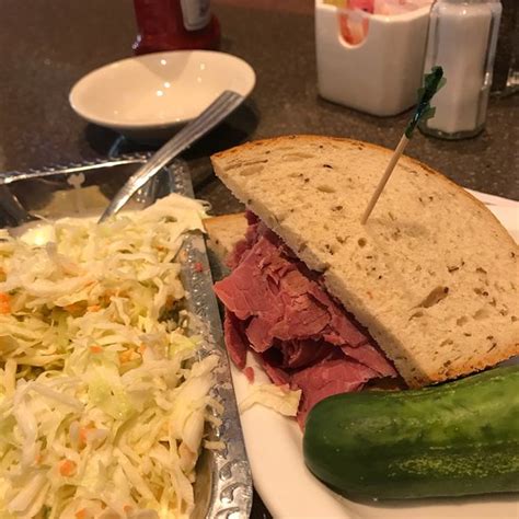 Ben's scarsdale  French dip